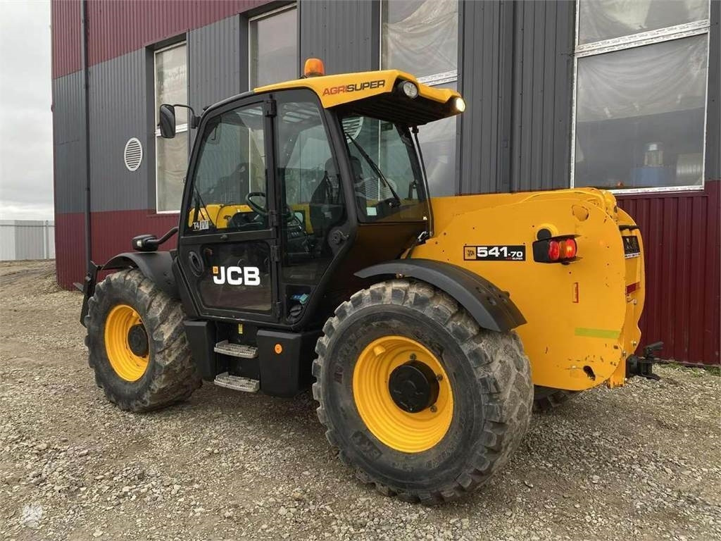JCB 541-70 AgriSuper, 40 km/h - Teleskopinis krautuvas: foto 5 JCB 541-70 AgriSuper, 40 km/h - Teleskopinis krautuvas: foto 5
