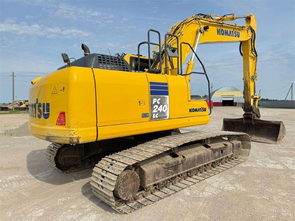 Komatsu PC 240 LC-10 - Vikšrinis ekskavatorius: foto 4 Komatsu PC 240 LC-10 - Vikšrinis ekskavatorius: foto 4