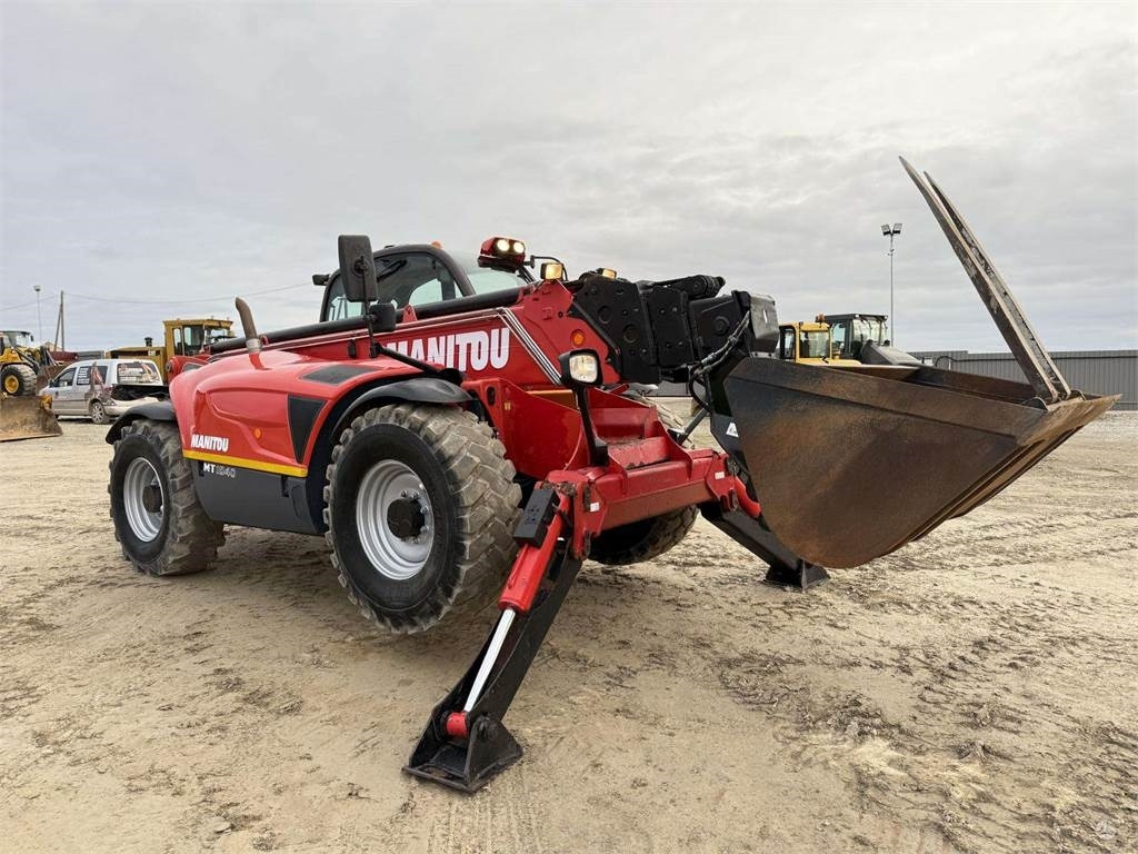 Manitou MT 1840 bucket + forks - Teleskopinis krautuvas: foto 5 Manitou MT 1840 bucket + forks - Teleskopinis krautuvas: foto 5