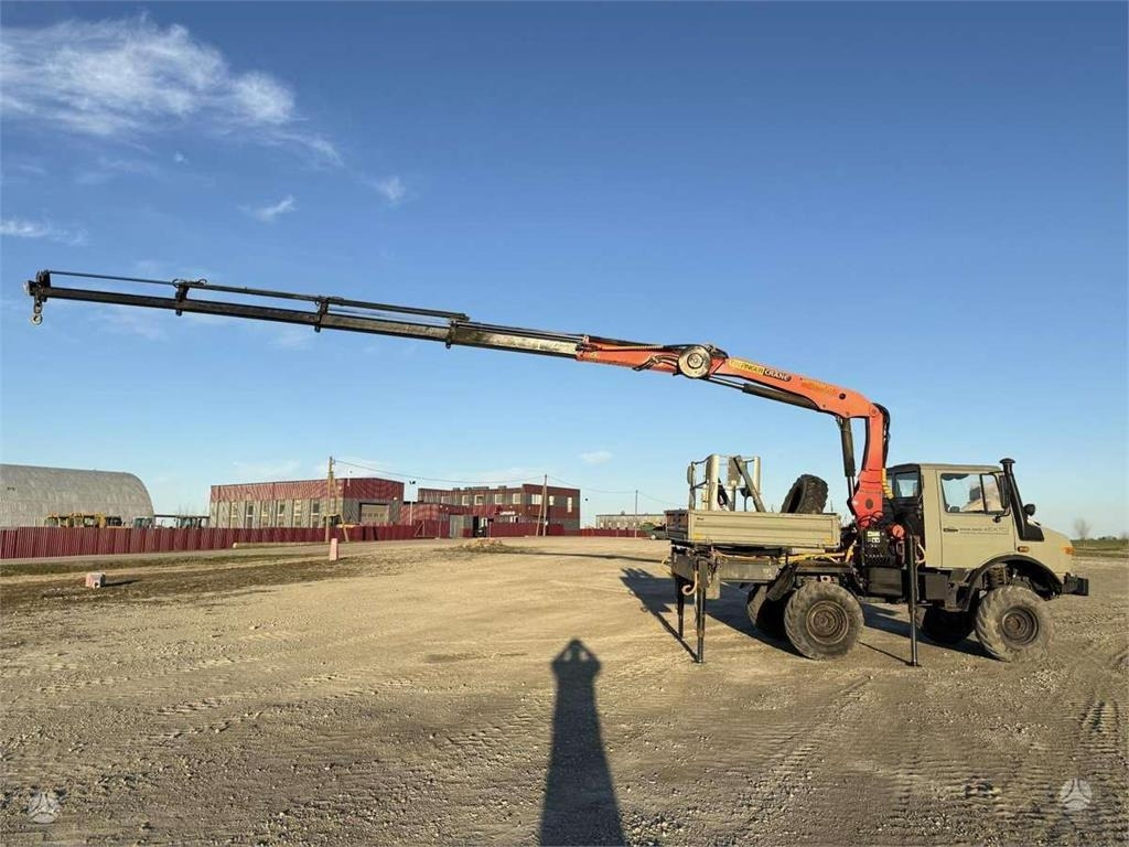 Mercedes-Benz Unimog Palfinger PK 12000 18 m 6.8 t Radio - Savivartis sunkvežimis: foto 1 Mercedes-Benz Unimog Palfinger PK 12000 18 m 6.8 t Radio - Savivartis sunkvežimis: foto 1