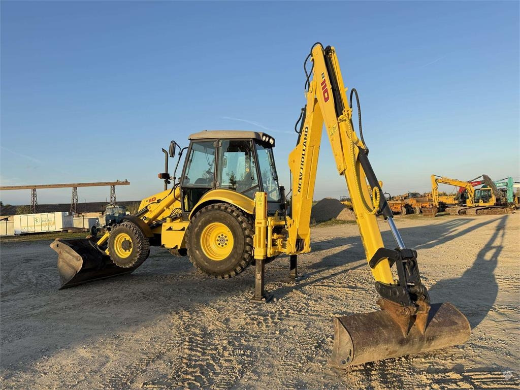 New Holland B 110-4PT , 2 quick couplers - Ekskavatorius-krautuvas: foto 5 New Holland B 110-4PT , 2 quick couplers - Ekskavatorius-krautuvas: foto 5