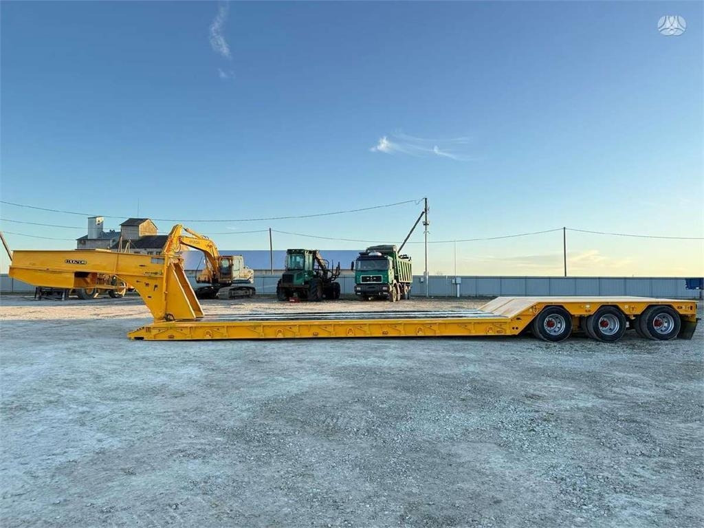 King GTL 83/34 lowbed - Puspriekabė: foto 1 King GTL 83/34 lowbed - Puspriekabė: foto 1