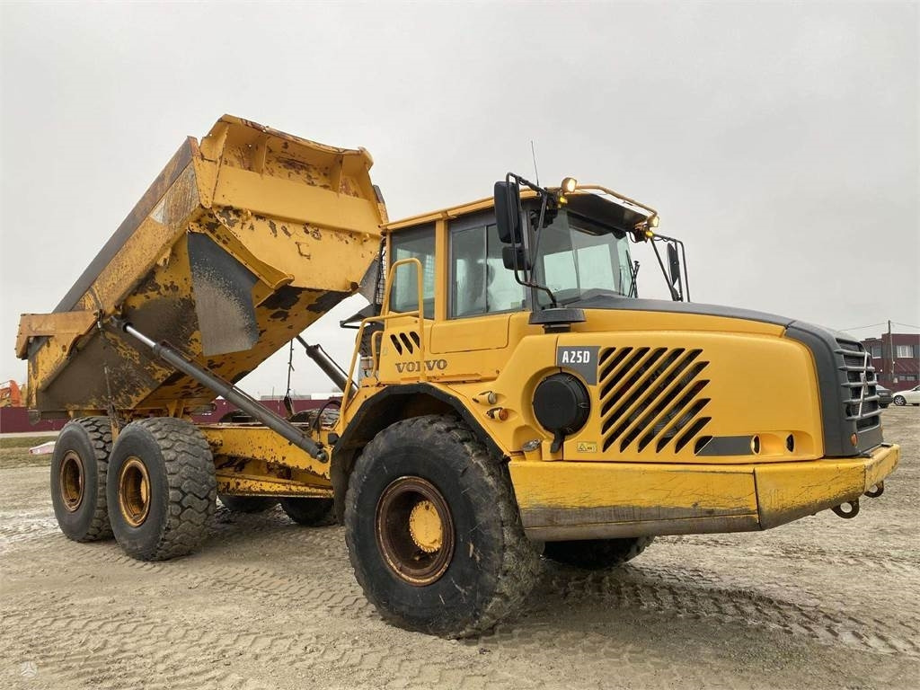 Volvo A25D , tail gate - Šarnyrinis savivartis: foto 1 Volvo A25D , tail gate - Šarnyrinis savivartis: foto 1