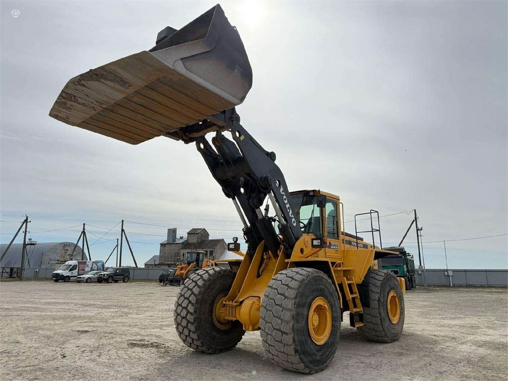 Volvo L 220 D, Quick hitch, Third l - Ratinis krautuvas: foto 2 Volvo L 220 D, Quick hitch, Third l - Ratinis krautuvas: foto 2