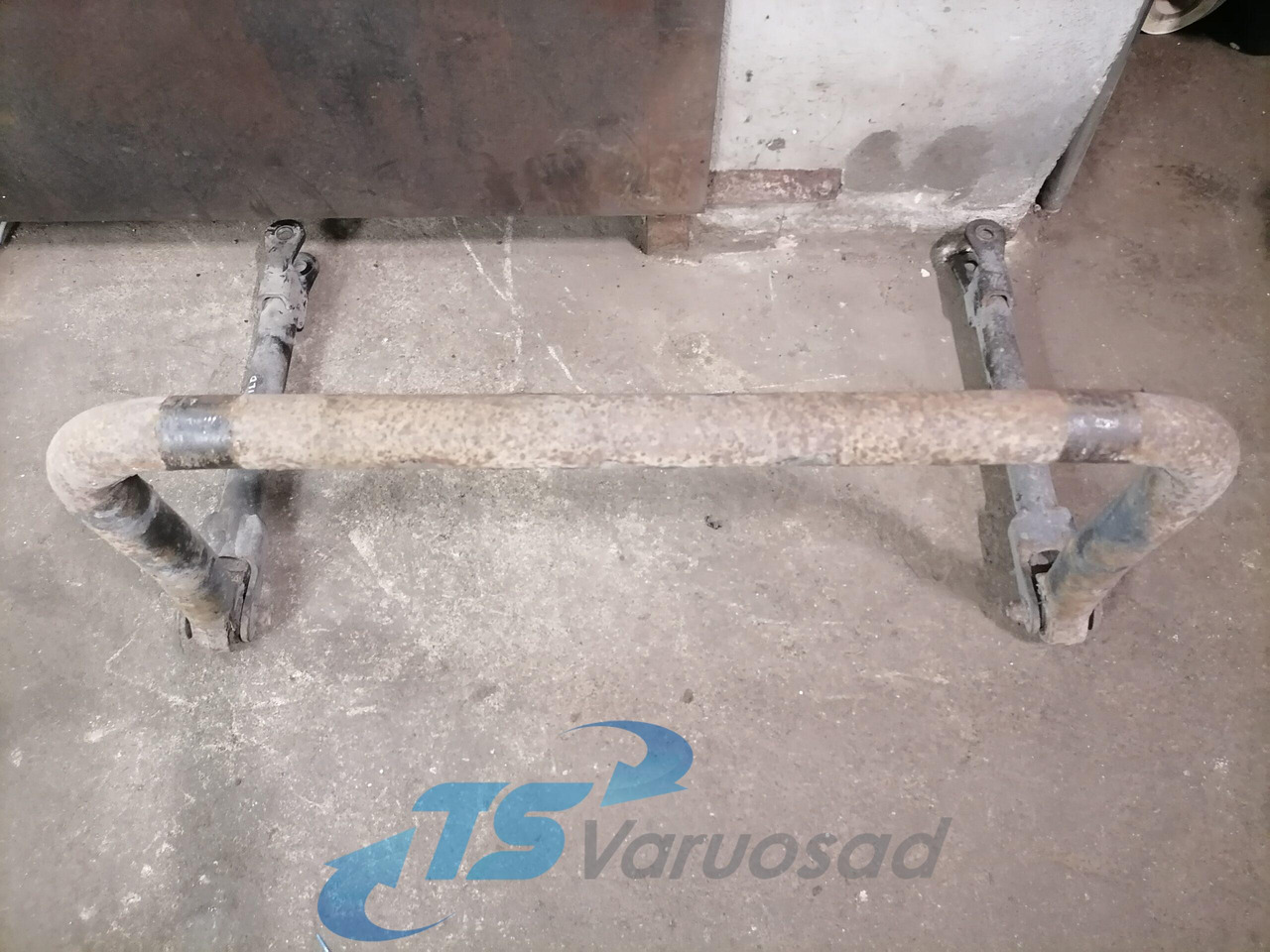 MAN Anti-roll bar 81437156116 - Stabilizatorius - Sunkvežimis: foto 1 MAN Anti-roll bar 81437156116 - Stabilizatorius - Sunkvežimis: foto 1