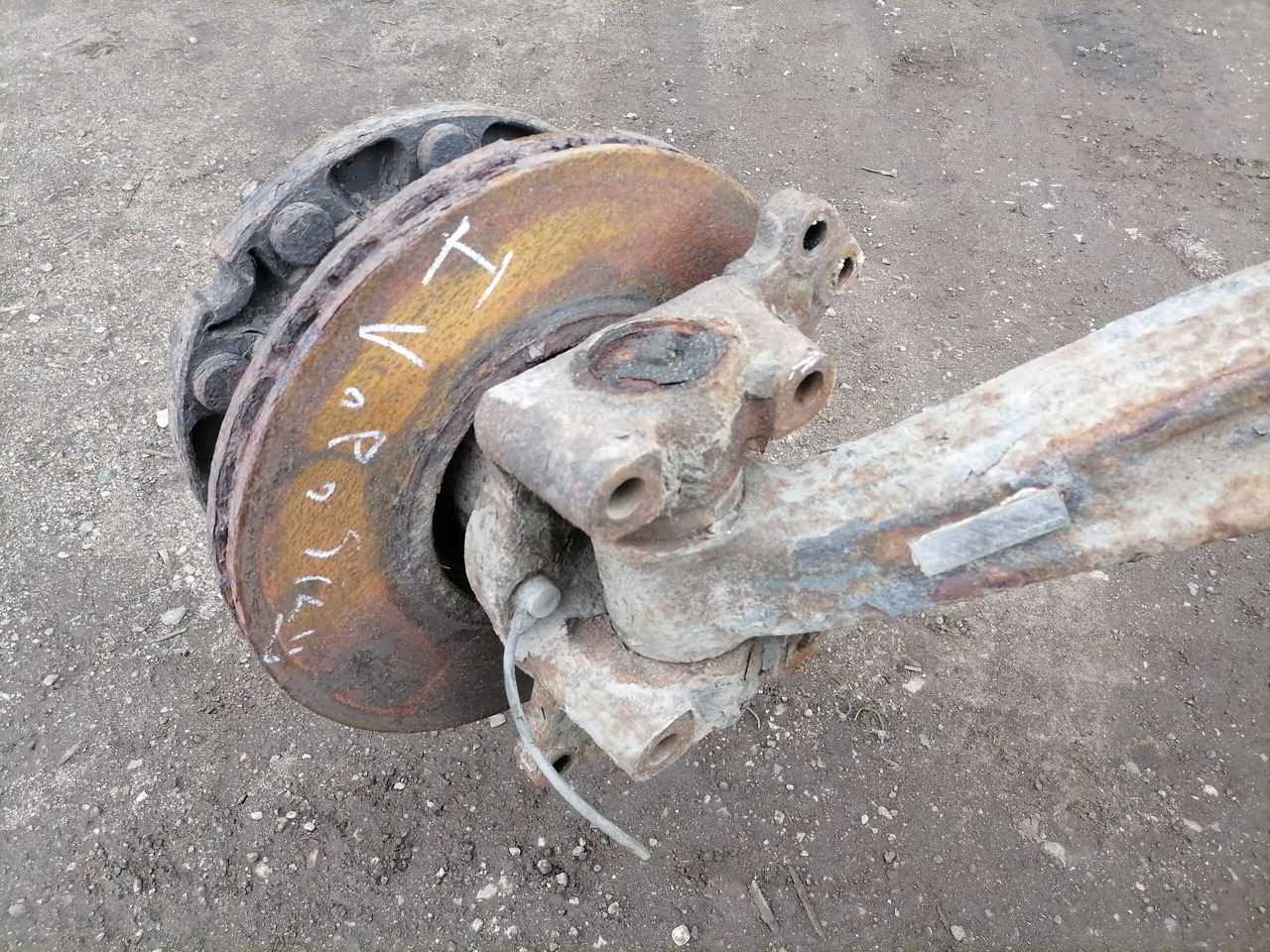 MAN Axel housing 81441013143 - Priekinė ašis - Sunkvežimis: foto 3 MAN Axel housing 81441013143 - Priekinė ašis - Sunkvežimis: foto 3