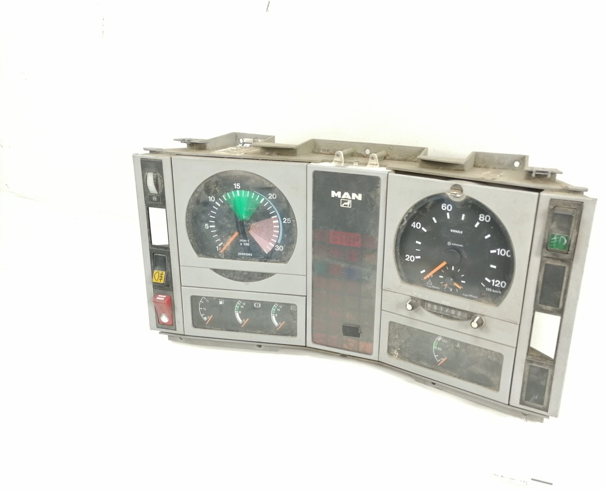 MAN Dashboard 81272026107 - Prietaisų skydas - Sunkvežimis: foto 1 MAN Dashboard 81272026107 - Prietaisų skydas - Sunkvežimis: foto 1
