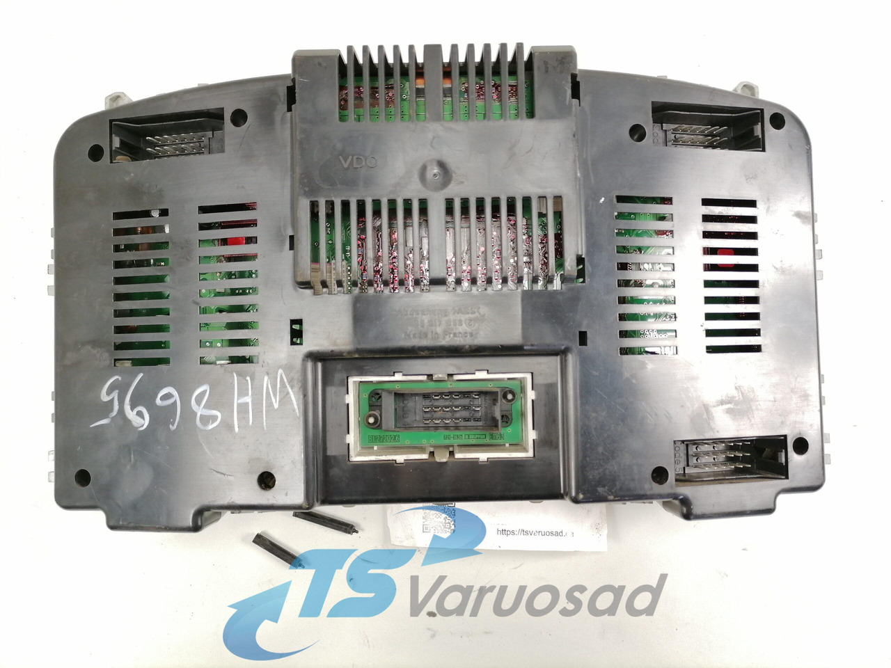 MAN Dashboard 81272026125 - Prietaisų skydas - Sunkvežimis: foto 2 MAN Dashboard 81272026125 - Prietaisų skydas - Sunkvežimis: foto 2