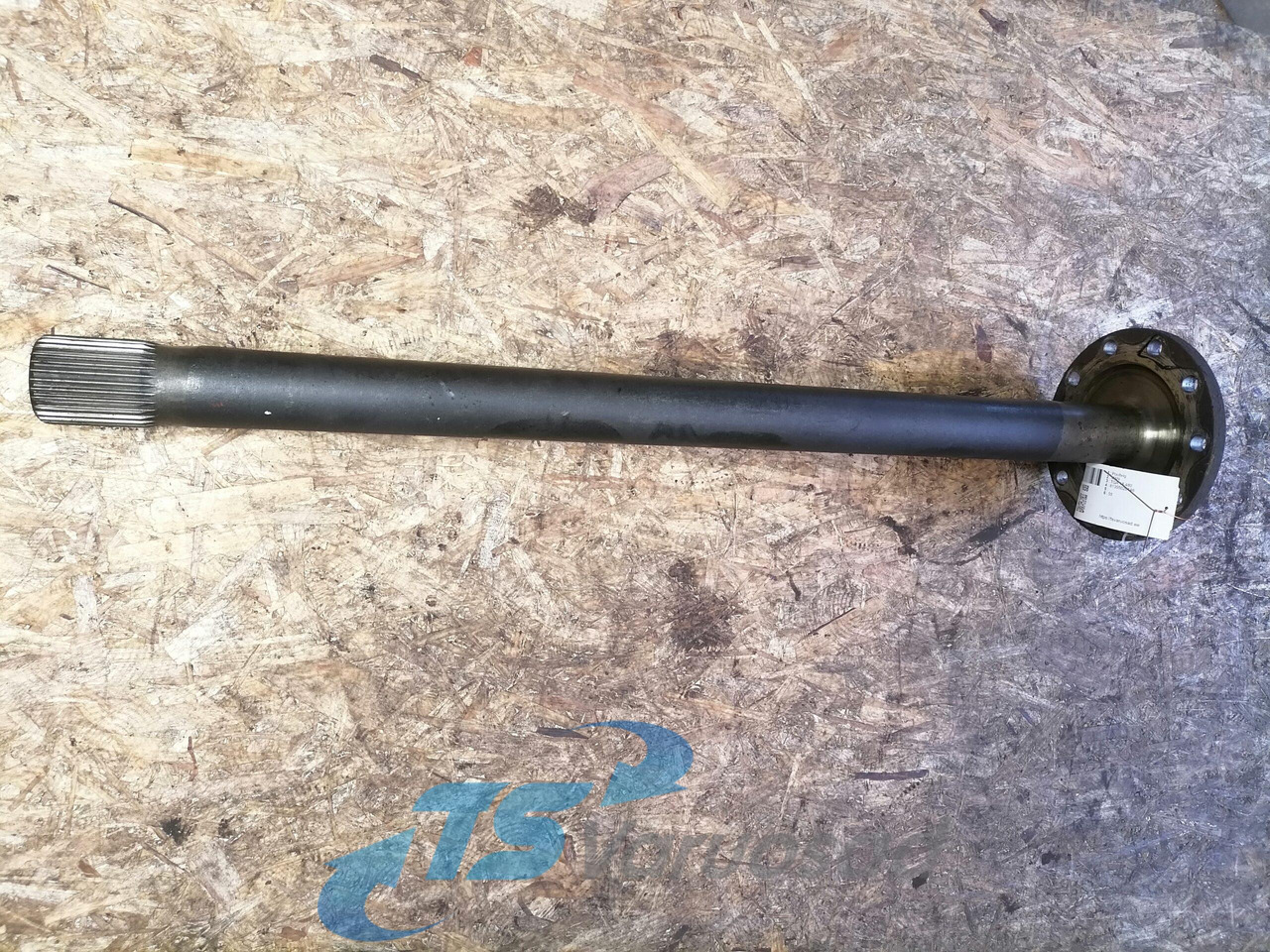 MAN Drive shaft 81355020146 - Pusašis - Sunkvežimis: foto 2 MAN Drive shaft 81355020146 - Pusašis - Sunkvežimis: foto 2