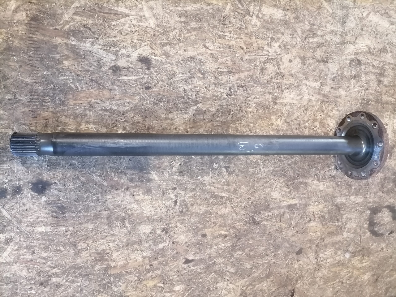 MAN Drive shaft 81355020184 - Pusašis - Sunkvežimis: foto 2 MAN Drive shaft 81355020184 - Pusašis - Sunkvežimis: foto 2