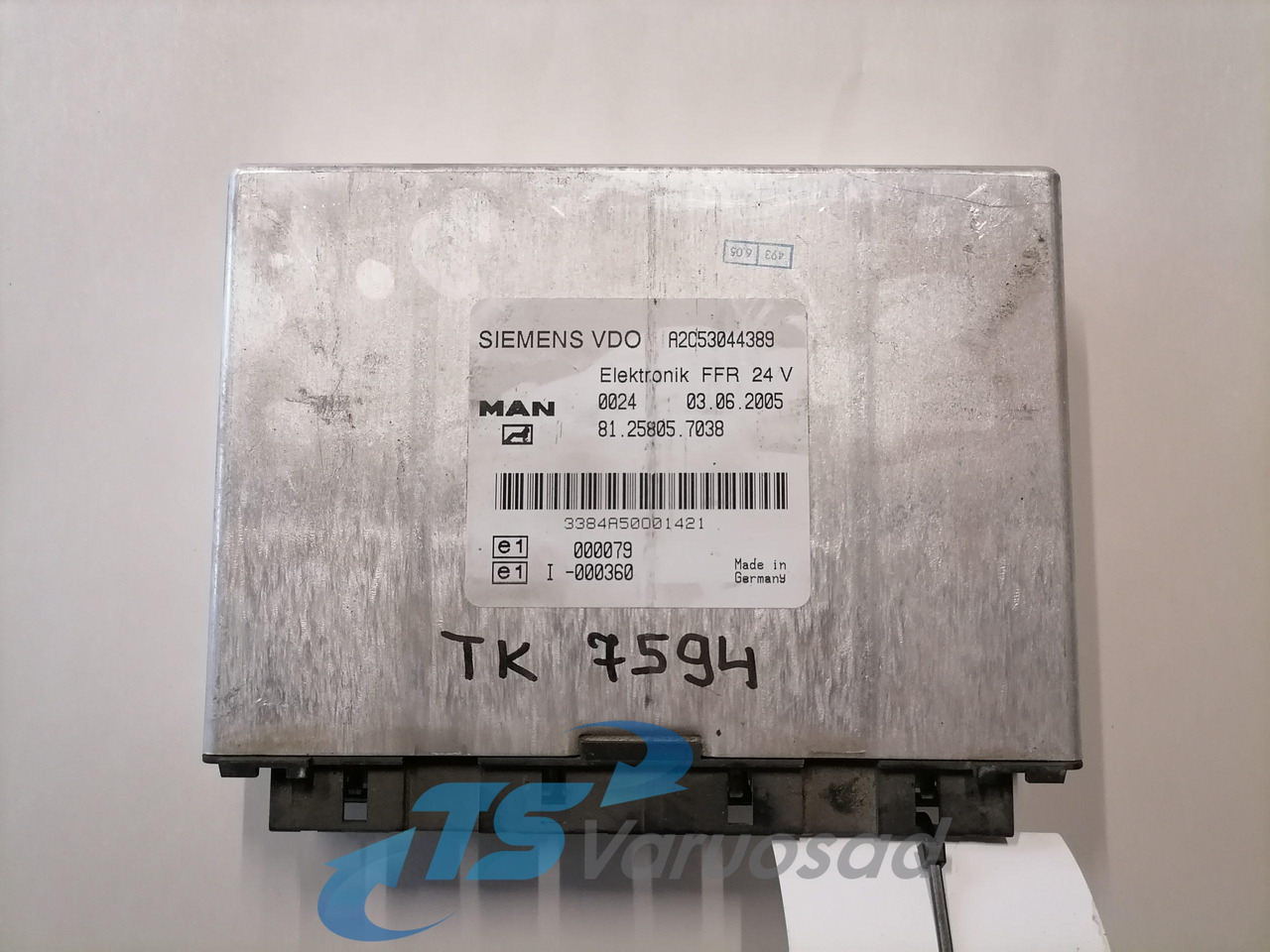 MAN Ecu, FFR 81258057038 - Valdymo blokas - Sunkvežimis: foto 1 MAN Ecu, FFR 81258057038 - Valdymo blokas - Sunkvežimis: foto 1