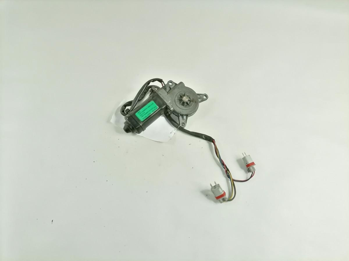 MAN Glass lift 81286016126 - Langas ir dalys - Sunkvežimis: foto 3 MAN Glass lift 81286016126 - Langas ir dalys - Sunkvežimis: foto 3