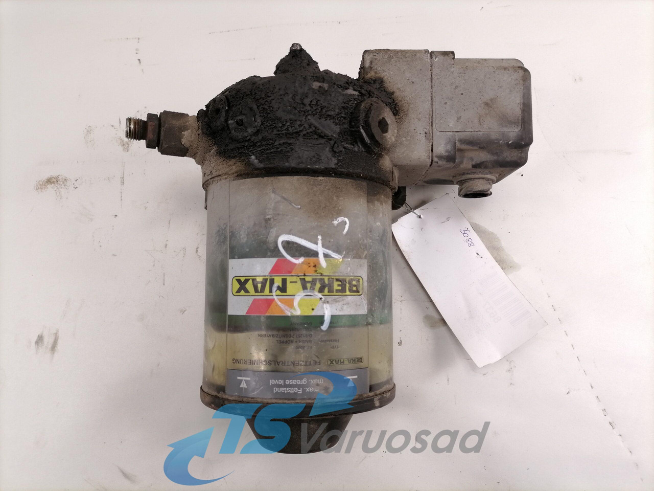 MAN Keskmäärde pump 81491016066 - Universali dalis - Sunkvežimis: foto 3 MAN Keskmäärde pump 81491016066 - Universali dalis - Sunkvežimis: foto 3