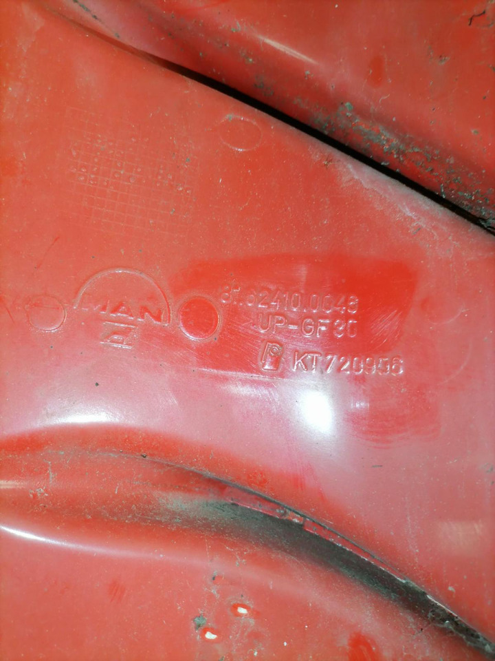 MAN MAN kabiini nurgapõsk, parem 81624100046 - Grotelės - Sunkvežimis: foto 4 MAN MAN kabiini nurgapõsk, parem 81624100046 - Grotelės - Sunkvežimis: foto 4