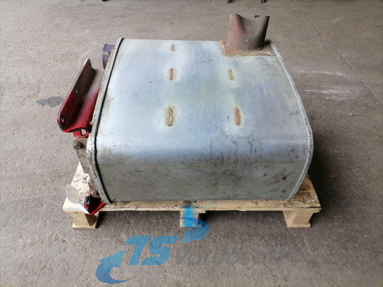 MAN Muffler 81151010346 - Duslintuvas - Sunkvežimis: foto 4 MAN Muffler 81151010346 - Duslintuvas - Sunkvežimis: foto 4