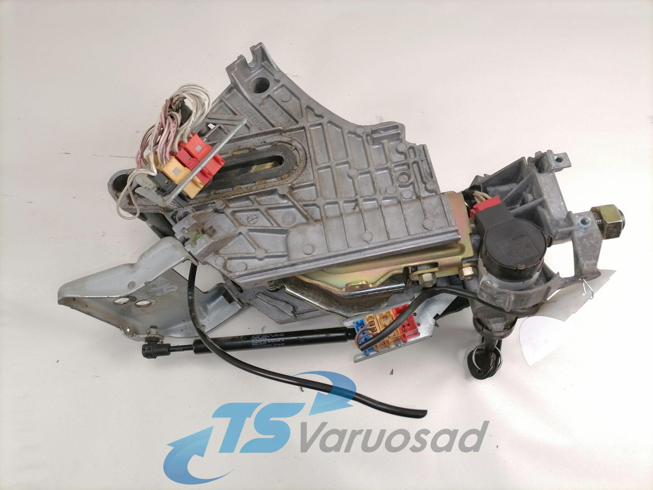 MAN Roolisammas 81461136235 - Vairo kolonėlė - Sunkvežimis: foto 3 MAN Roolisammas 81461136235 - Vairo kolonėlė - Sunkvežimis: foto 3
