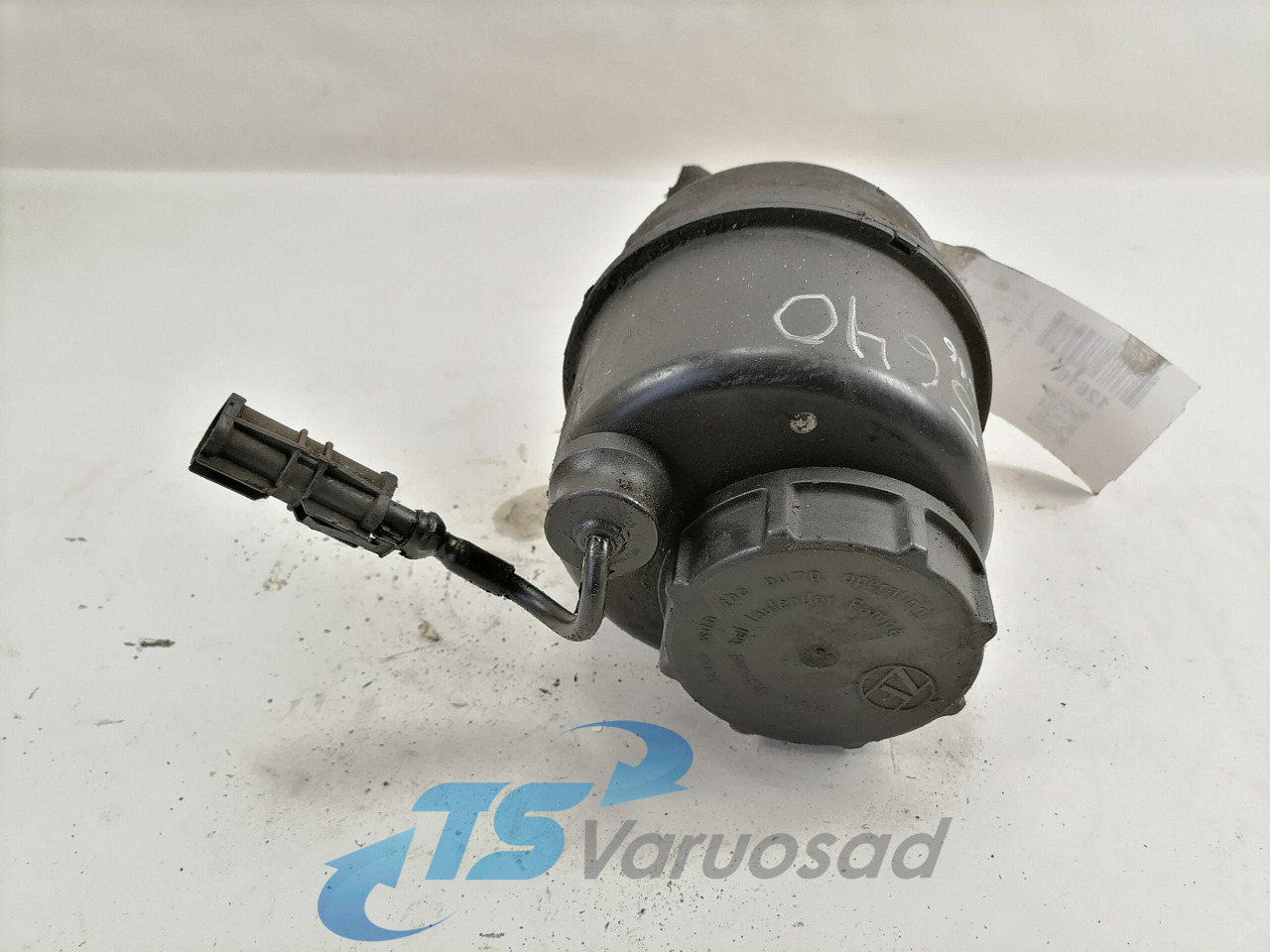 MAN Roolisüsteemi õlimahuti 81473016054 - Vairo stiprintuvo šlanga - Sunkvežimis: foto 2 MAN Roolisüsteemi õlimahuti 81473016054 - Vairo stiprintuvo šlanga - Sunkvežimis: foto 2