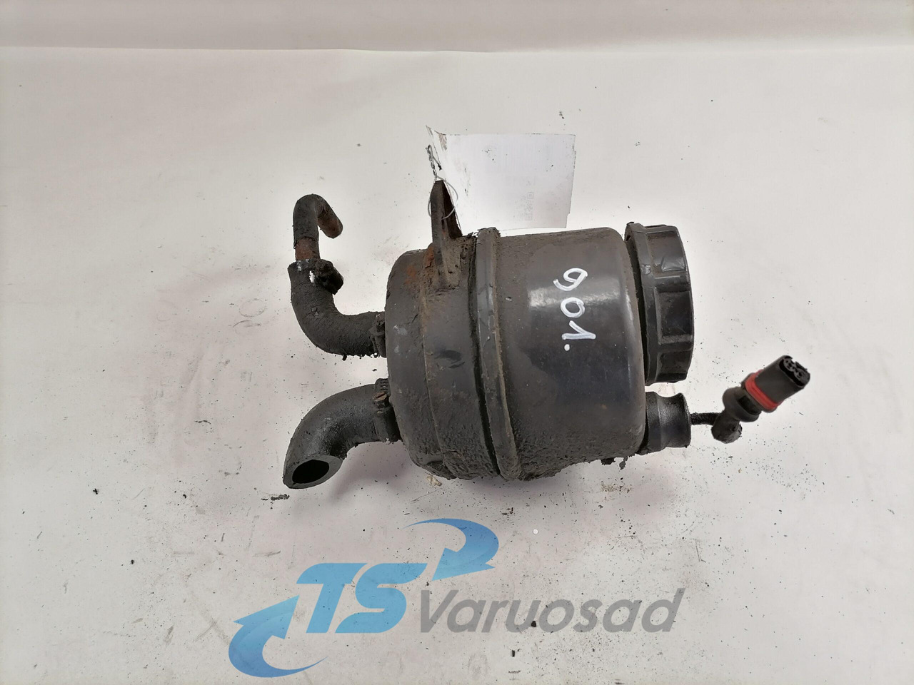 MAN Roolisüsteemi õlimahuti 81473016054 - Vairo stiprintuvo šlanga - Sunkvežimis: foto 1 MAN Roolisüsteemi õlimahuti 81473016054 - Vairo stiprintuvo šlanga - Sunkvežimis: foto 1