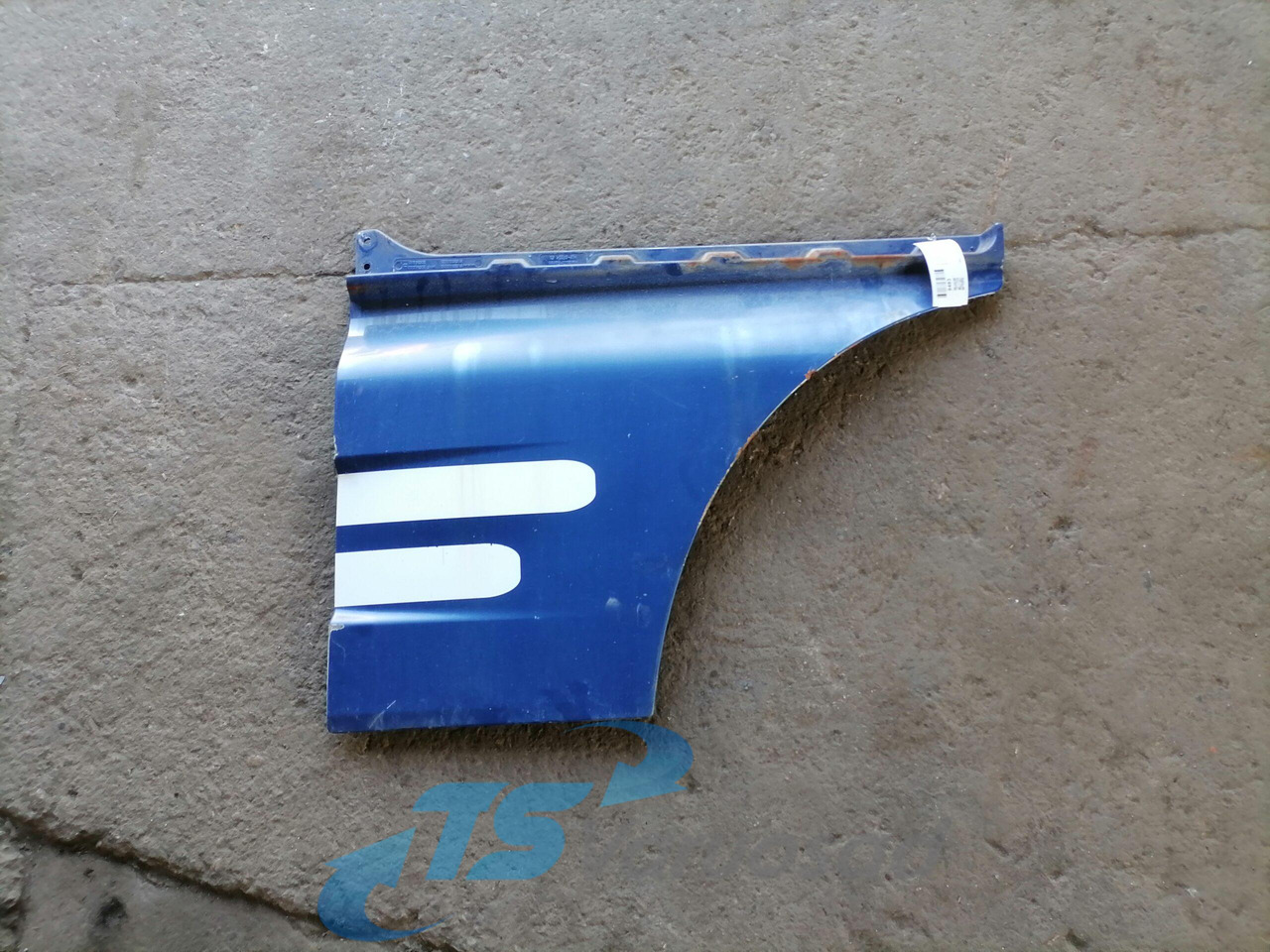 MAN Ukse pikendus, vasak 81626100019 - Durys ir dalys - Sunkvežimis: foto 1 MAN Ukse pikendus, vasak 81626100019 - Durys ir dalys - Sunkvežimis: foto 1