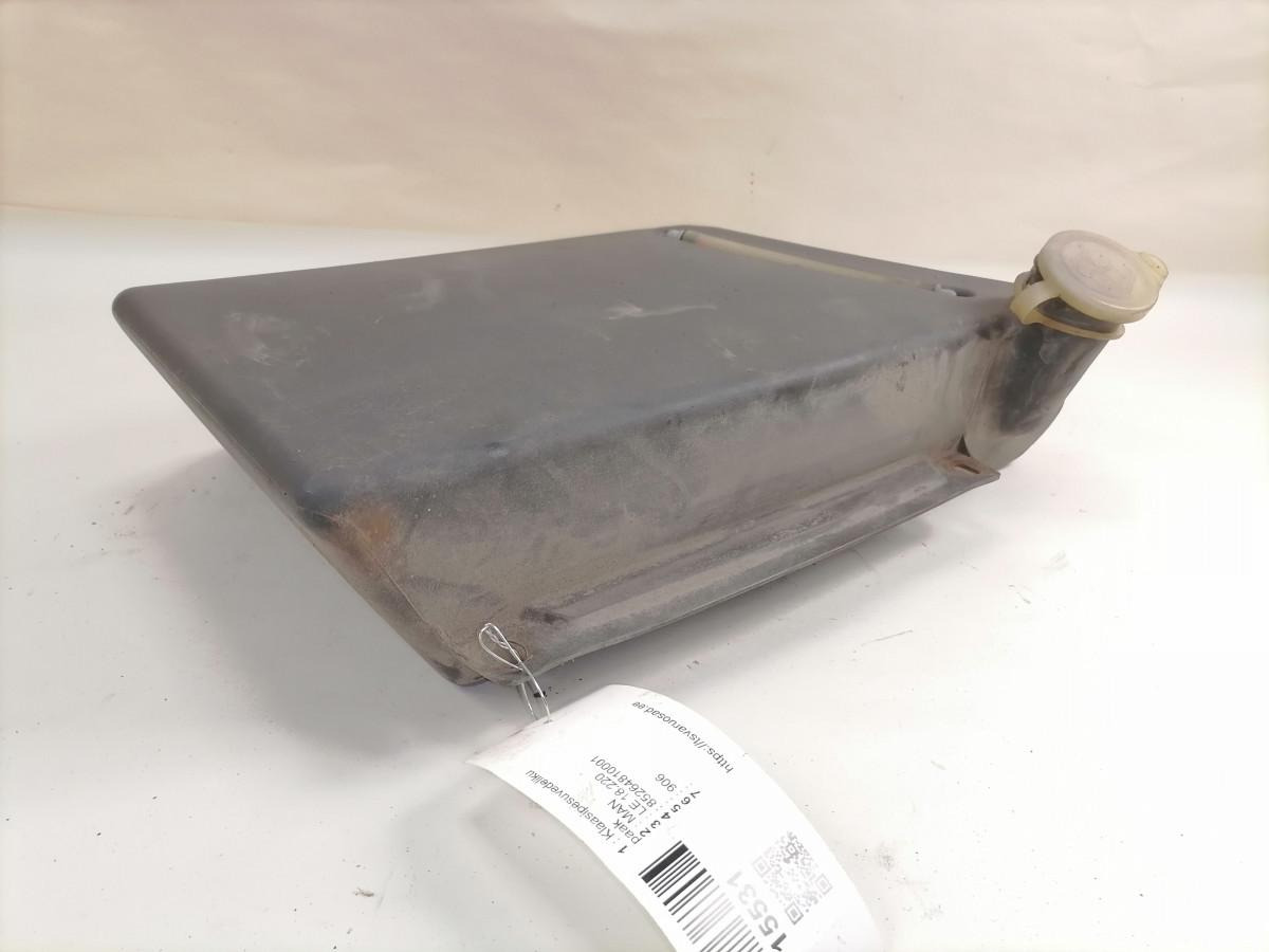 MAN Windscreen washer fluid tank 85264810001 - Valytuvas - Sunkvežimis: foto 2 MAN Windscreen washer fluid tank 85264810001 - Valytuvas - Sunkvežimis: foto 2