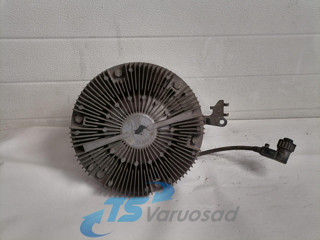 MB Cooling fan 0720002086 - Ventiliatorius - Sunkvežimis: foto 1 MB Cooling fan 0720002086 - Ventiliatorius - Sunkvežimis: foto 1