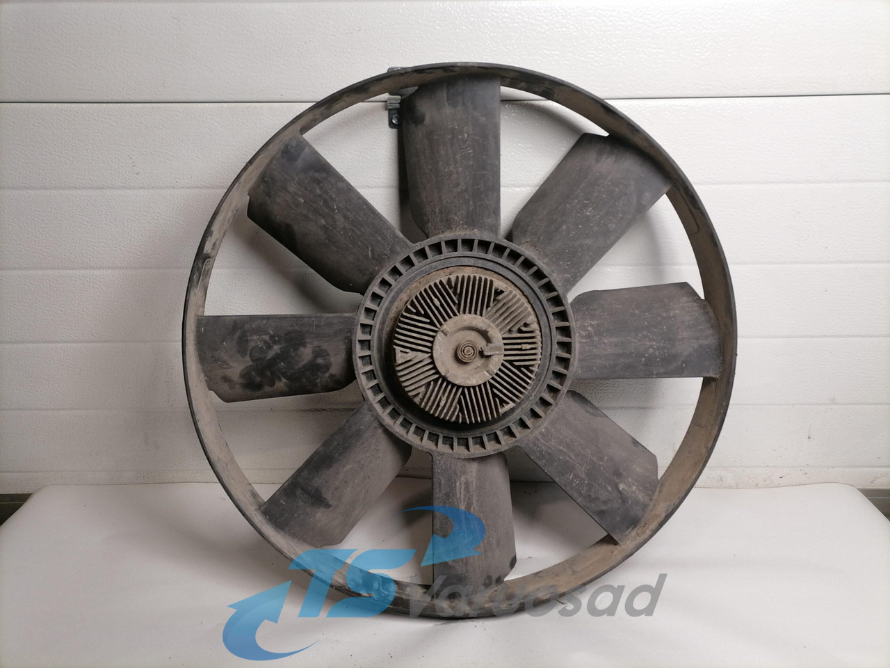MB Cooling fan 9042050406 - Ventiliatorius - Sunkvežimis: foto 1 MB Cooling fan 9042050406 - Ventiliatorius - Sunkvežimis: foto 1