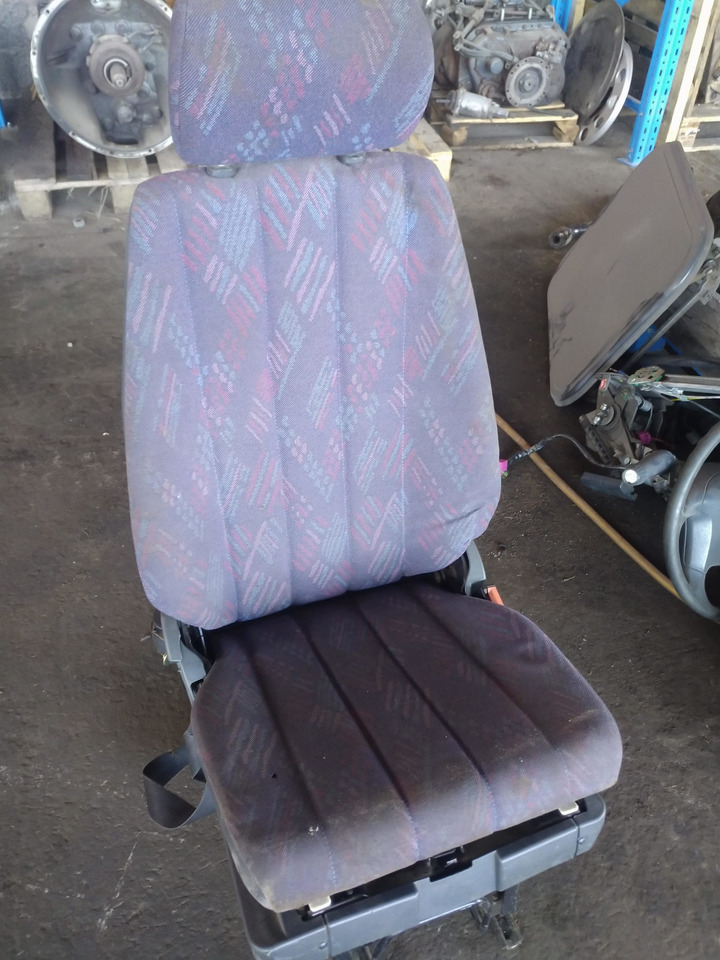 MB MB Atego passenger seat - Sėdynė - Sunkvežimis: foto 1 MB MB Atego passenger seat - Sėdynė - Sunkvežimis: foto 1