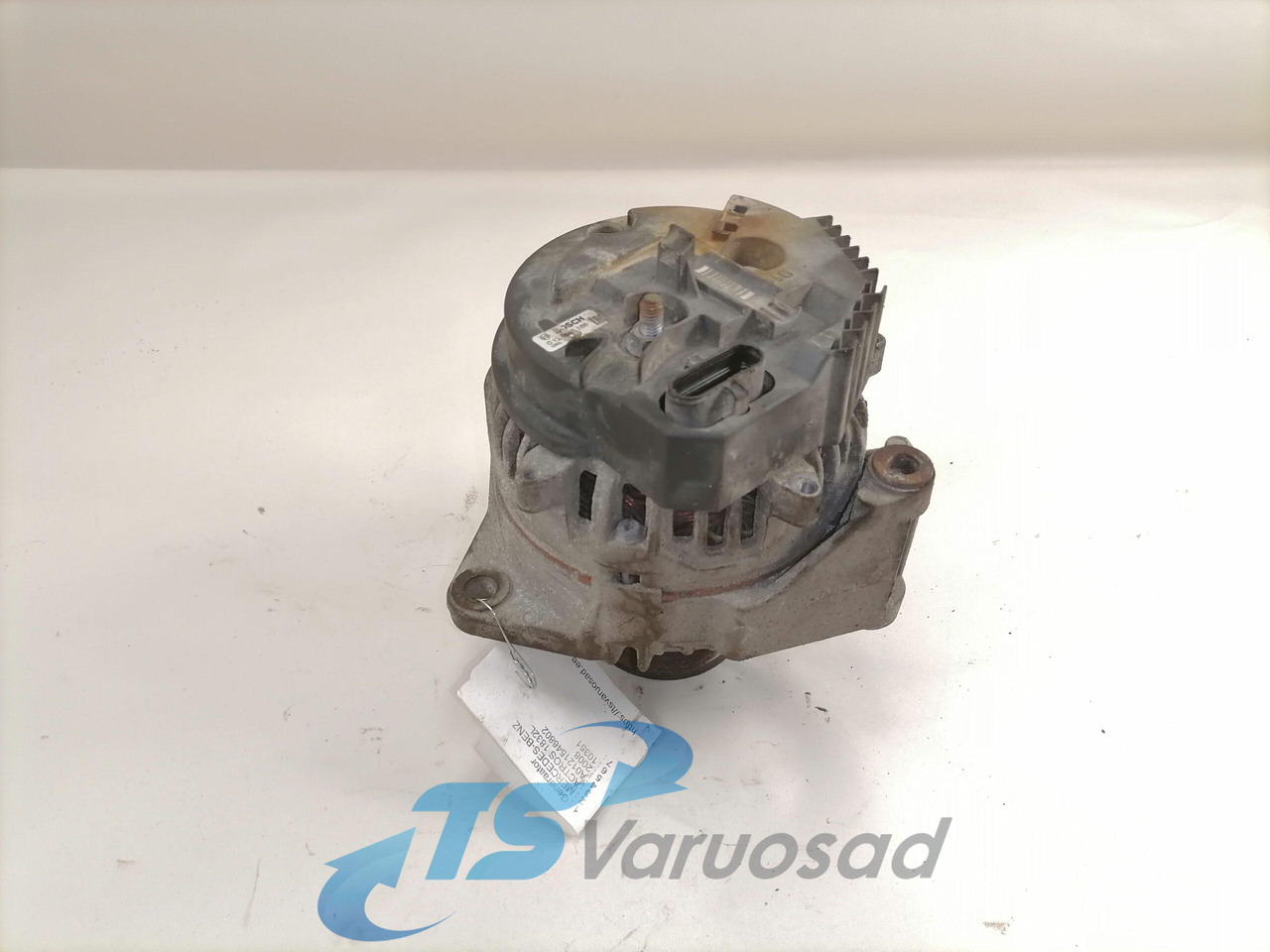 Mercedes-Benz Alternator A0121546802 - Generatorius - Sunkvežimis: foto 1 Mercedes-Benz Alternator A0121546802 - Generatorius - Sunkvežimis: foto 1
