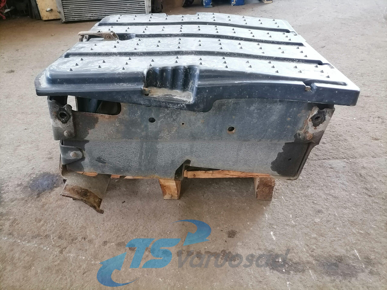 Mercedes-Benz Battery box A9304200268 - Akumuliatorius - Sunkvežimis: foto 5 Mercedes-Benz Battery box A9304200268 - Akumuliatorius - Sunkvežimis: foto 5