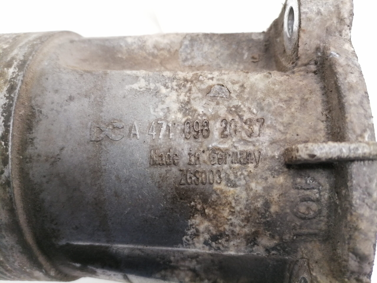 Mercedes-Benz Intake manifold A4710982037 - Įsiurbimo kolektorius - Sunkvežimis: foto 2 Mercedes-Benz Intake manifold A4710982037 - Įsiurbimo kolektorius - Sunkvežimis: foto 2