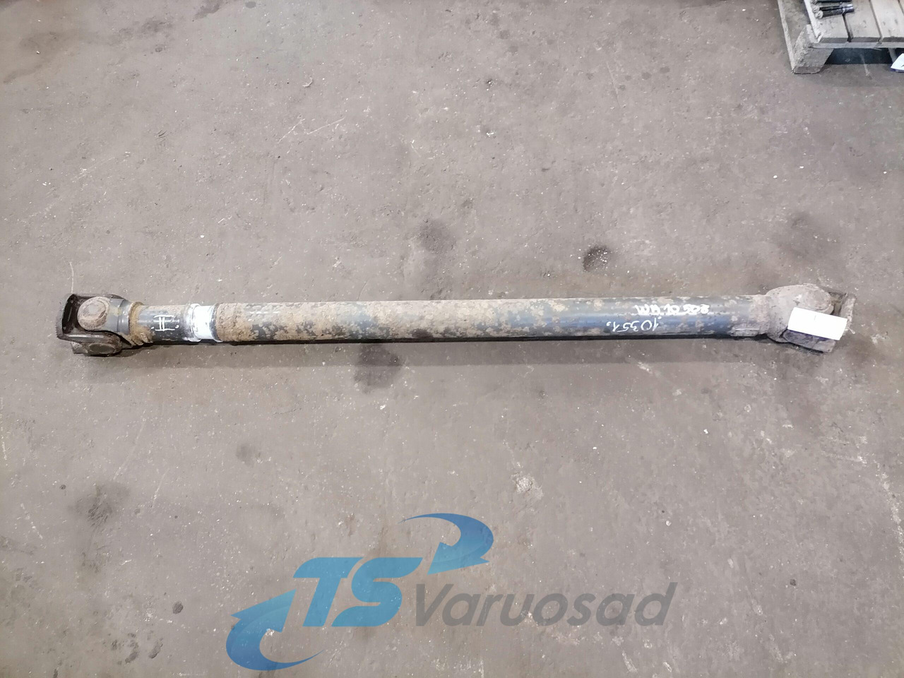 Mercedes-Benz Propeller shaft A6574101802 - Kardanas - Sunkvežimis: foto 1 Mercedes-Benz Propeller shaft A6574101802 - Kardanas - Sunkvežimis: foto 1