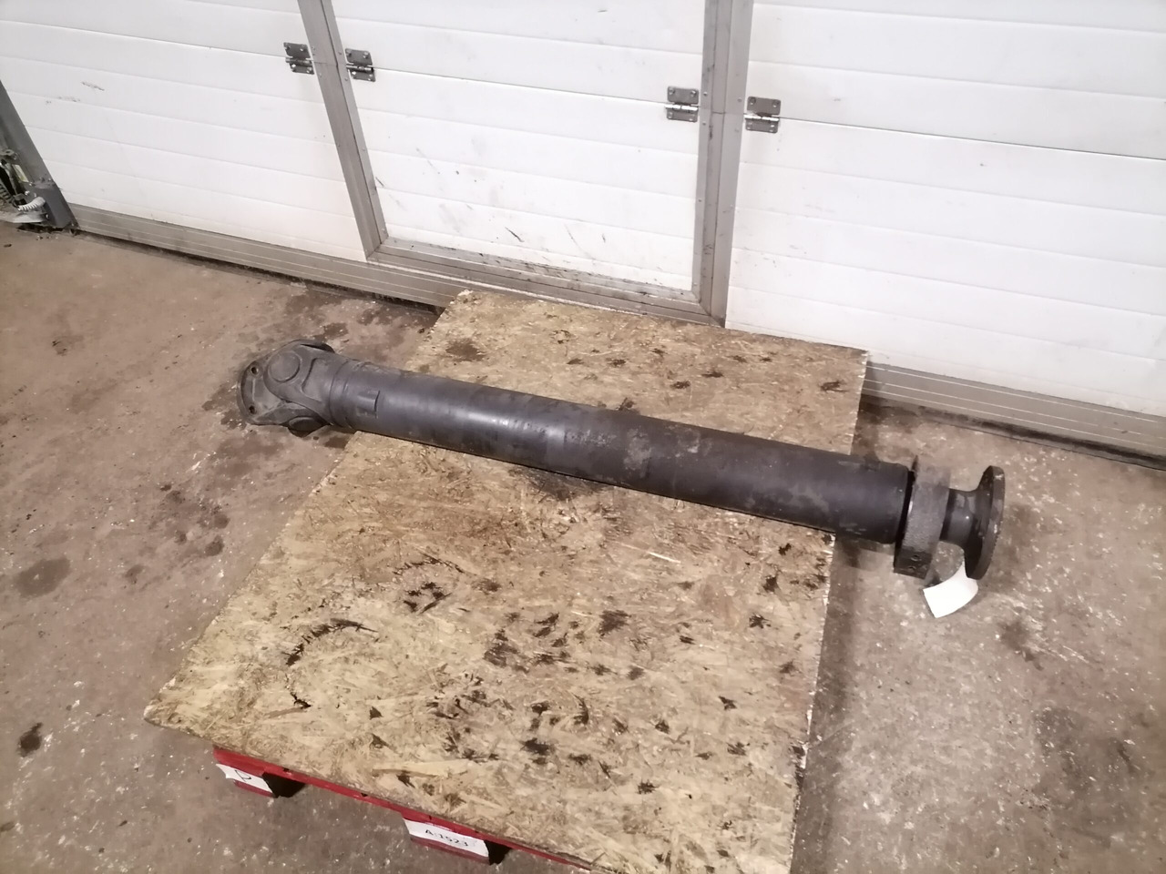 Mercedes-Benz Propeller shaft A6594100101 - Kardanas - Sunkvežimis: foto 1 Mercedes-Benz Propeller shaft A6594100101 - Kardanas - Sunkvežimis: foto 1