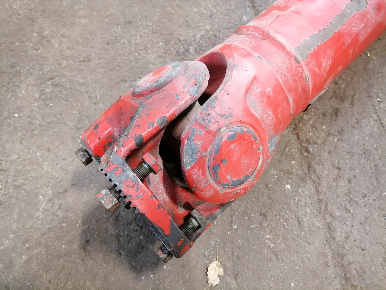 Mercedes-Benz Propeller shaft A6594102202 - Kardanas - Sunkvežimis: foto 2 Mercedes-Benz Propeller shaft A6594102202 - Kardanas - Sunkvežimis: foto 2