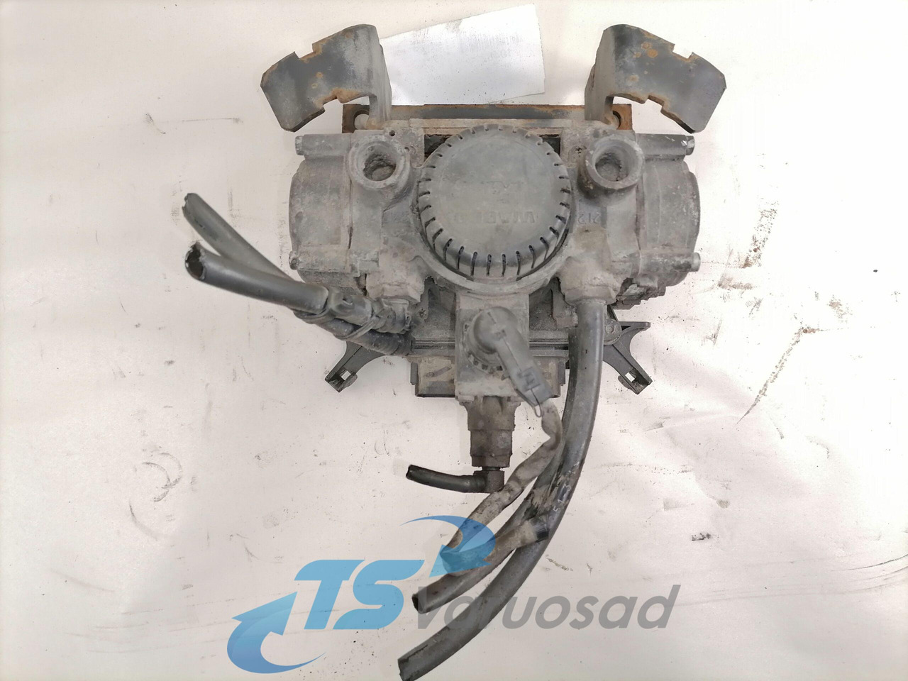 Mercedes-Benz Rear axel brake pressure control valve 4801050060 - Stabdžių vožtuvas - Sunkvežimis: foto 2 Mercedes-Benz Rear axel brake pressure control valve 4801050060 - Stabdžių vožtuvas - Sunkvežimis: foto 2