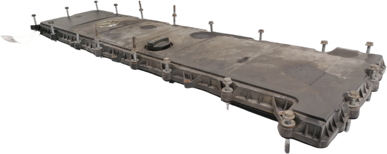 Mercedes-Benz Valve cover A4710101730 - Cilindrų galvutė - Sunkvežimis: foto 2 Mercedes-Benz Valve cover A4710101730 - Cilindrų galvutė - Sunkvežimis: foto 2