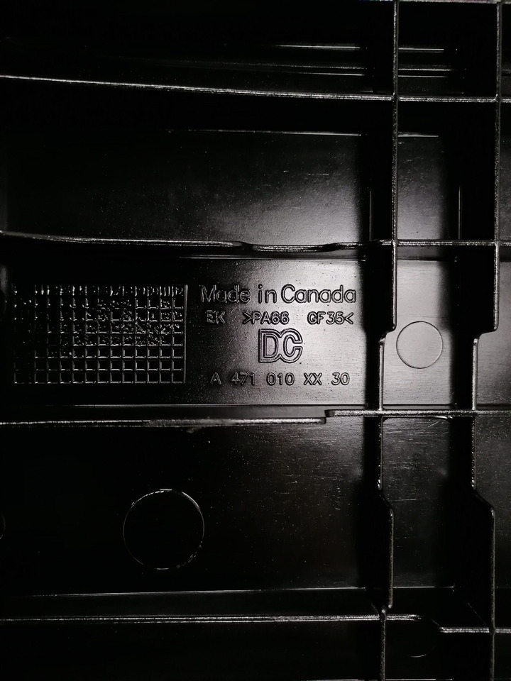 Mercedes-Benz Valve cover A4710101730 - Cilindrų galvutė - Sunkvežimis: foto 4 Mercedes-Benz Valve cover A4710101730 - Cilindrų galvutė - Sunkvežimis: foto 4