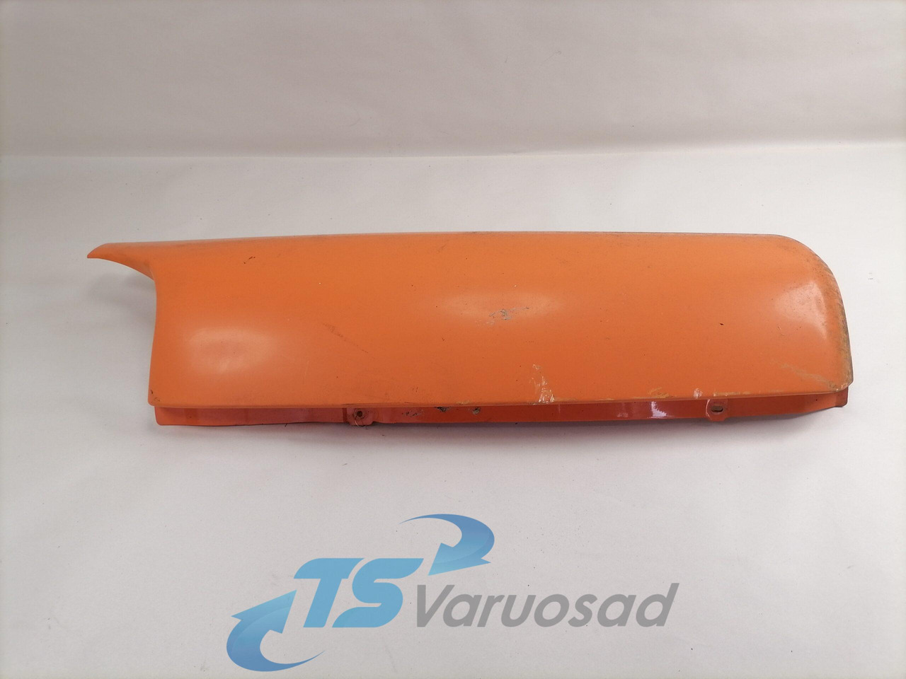 Renault Kabiini nurgapõsk, vasak 5010353331 - Grotelės - Sunkvežimis: foto 1 Renault Kabiini nurgapõsk, vasak 5010353331 - Grotelės - Sunkvežimis: foto 1