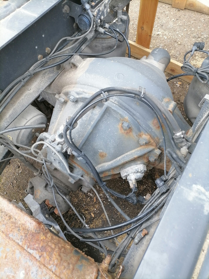 Scania Axel gear R780 - Šoninė pavara - Sunkvežimis: foto 1 Scania Axel gear R780 - Šoninė pavara - Sunkvežimis: foto 1