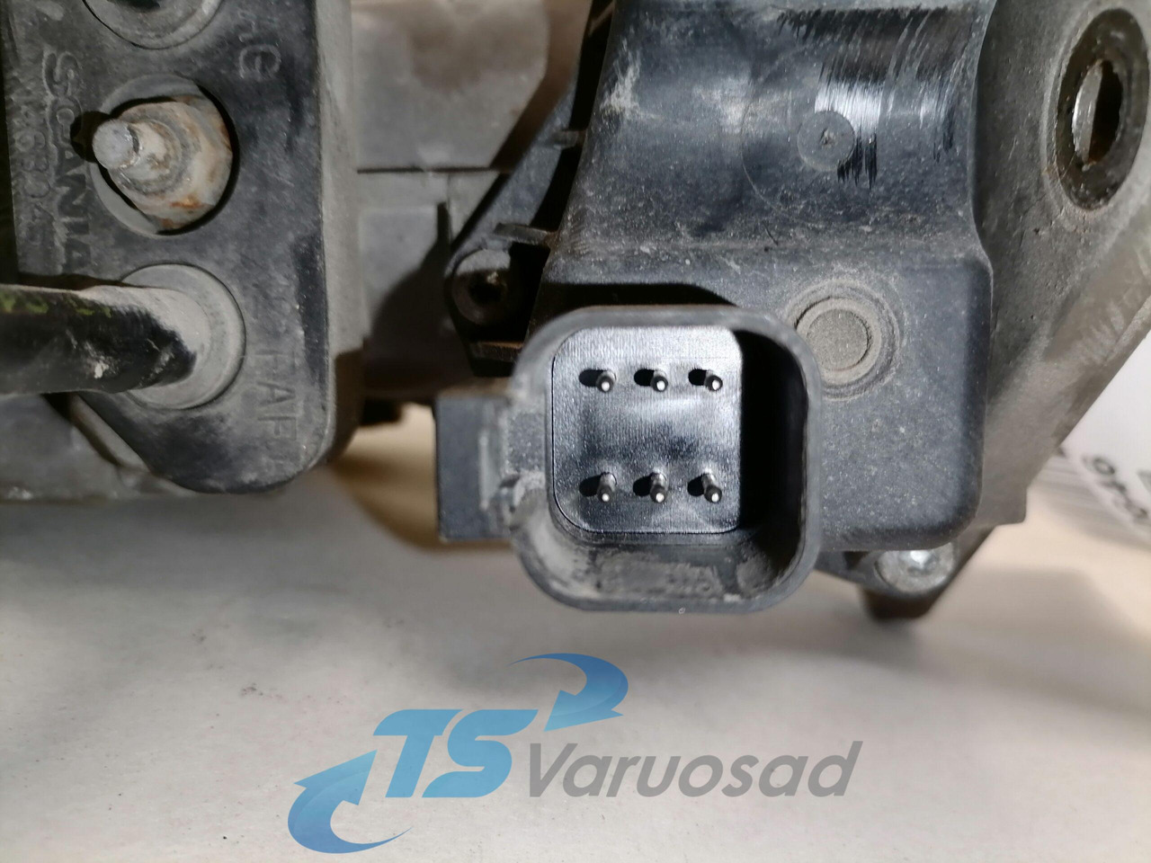 Scania Brake pressure control K044696 - Stabdžių vožtuvas - Sunkvežimis: foto 2 Scania Brake pressure control K044696 - Stabdžių vožtuvas - Sunkvežimis: foto 2