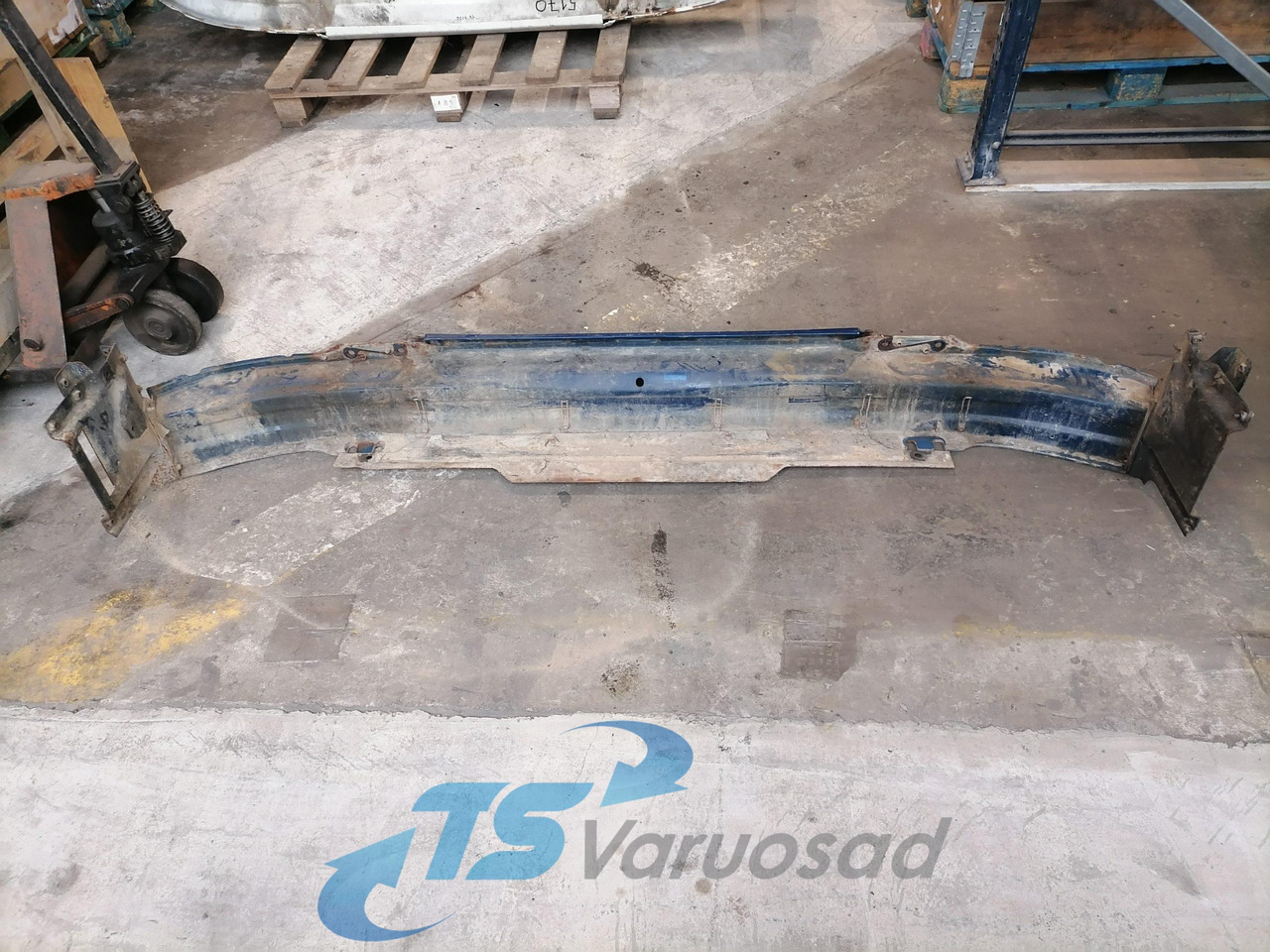 Scania Bumper 1731206 - Bamperis - Sunkvežimis: foto 2 Scania Bumper 1731206 - Bamperis - Sunkvežimis: foto 2