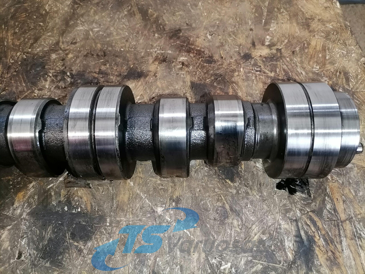 Scania Camshaft 1748794 - Paskirstymo velenas - Sunkvežimis: foto 2 Scania Camshaft 1748794 - Paskirstymo velenas - Sunkvežimis: foto 2
