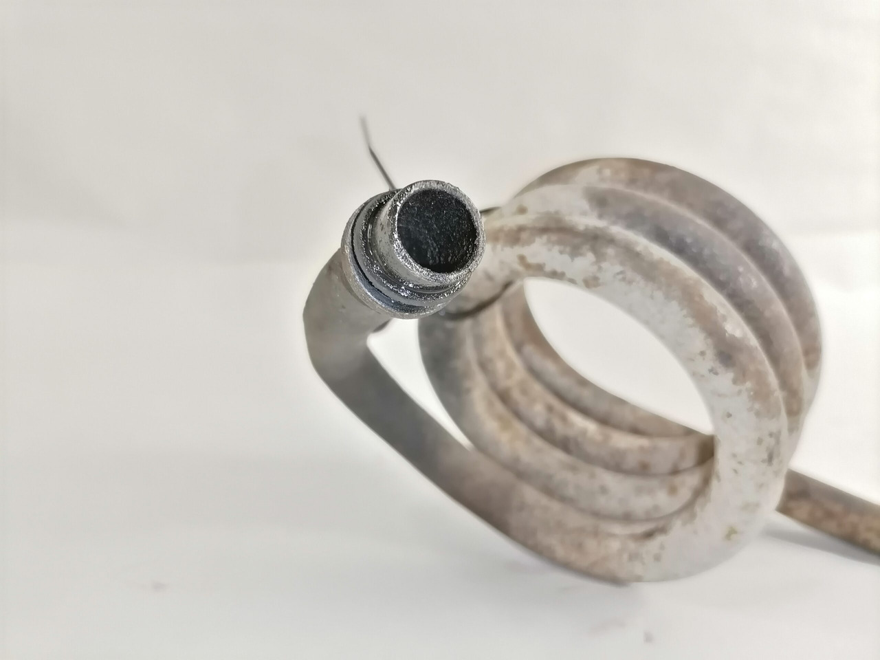 Scania Compressor air pipe 1933077 - Kompresorius - Sunkvežimis: foto 3 Scania Compressor air pipe 1933077 - Kompresorius - Sunkvežimis: foto 3