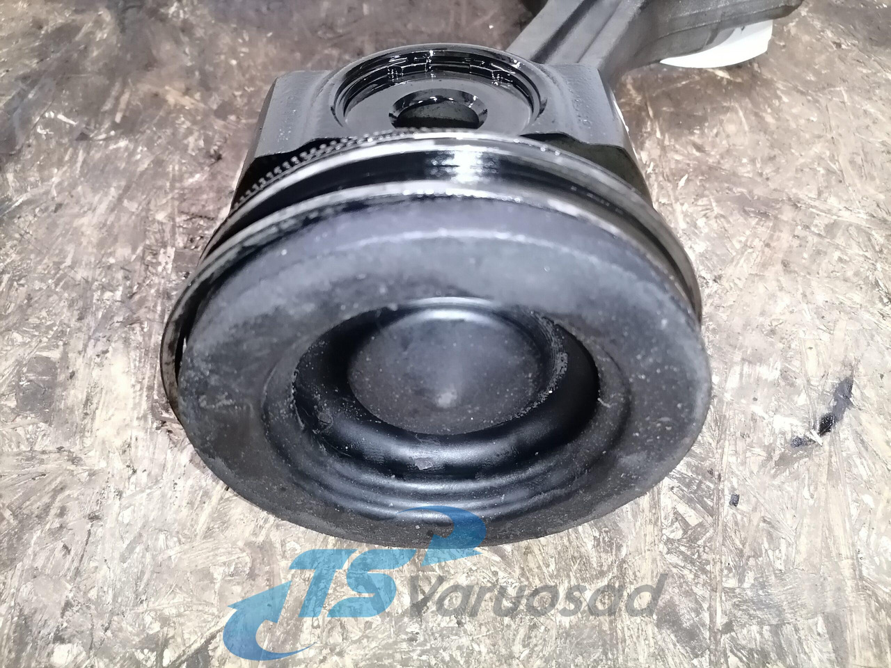 Scania Connecting rod + piston 2263286 - Stūmokliai/ Žiedai/ Įvorės - Sunkvežimis: foto 5 Scania Connecting rod + piston 2263286 - Stūmokliai/ Žiedai/ Įvorės - Sunkvežimis: foto 5