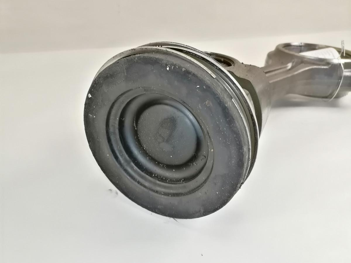 Scania Connecting rod + piston 2428219 - Stūmokliai/ Žiedai/ Įvorės - Sunkvežimis: foto 4 Scania Connecting rod + piston 2428219 - Stūmokliai/ Žiedai/ Įvorės - Sunkvežimis: foto 4