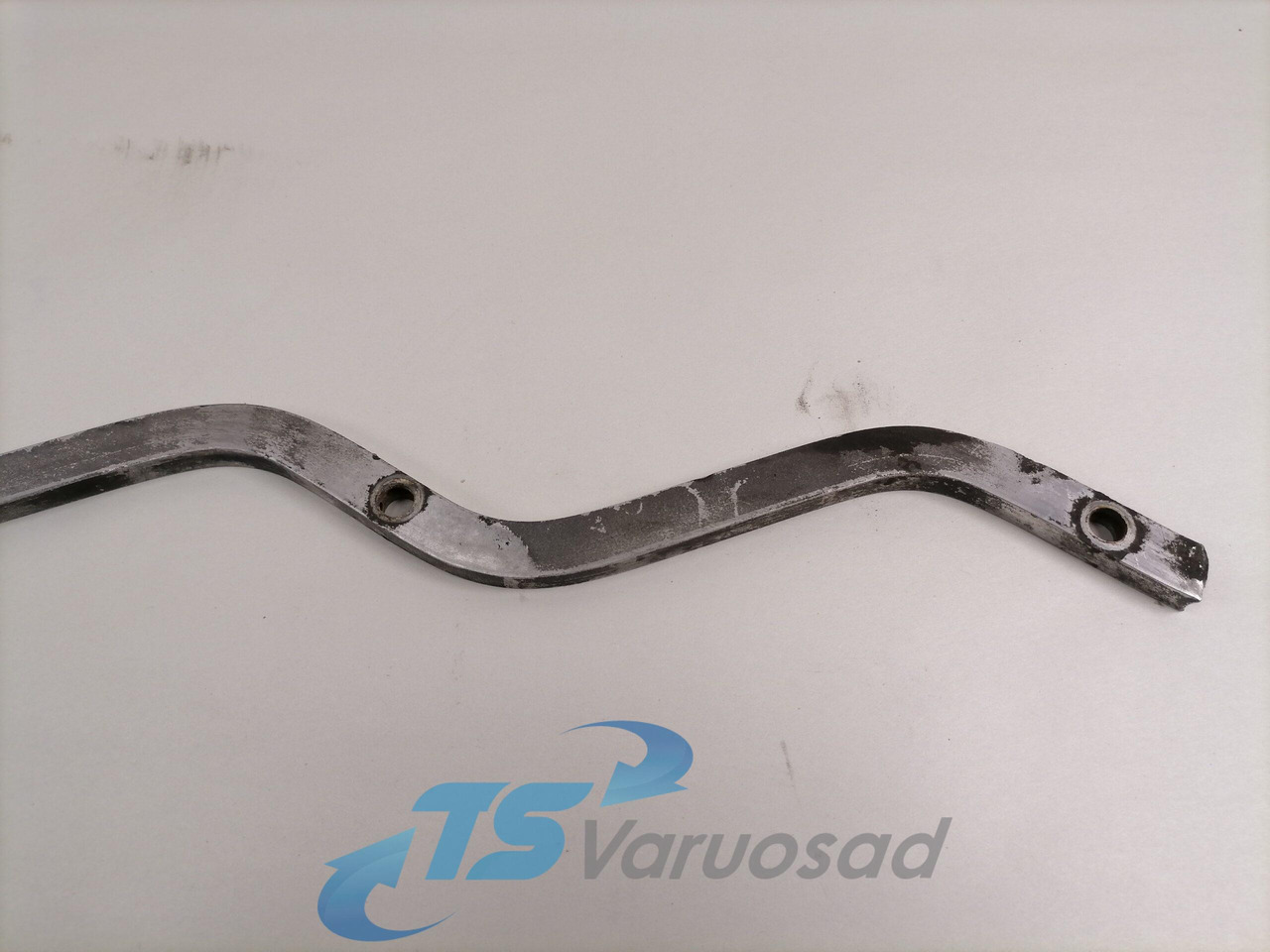 Scania Coolant pipe 1342652 - Aušinimo sistema - Sunkvežimis: foto 2 Scania Coolant pipe 1342652 - Aušinimo sistema - Sunkvežimis: foto 2