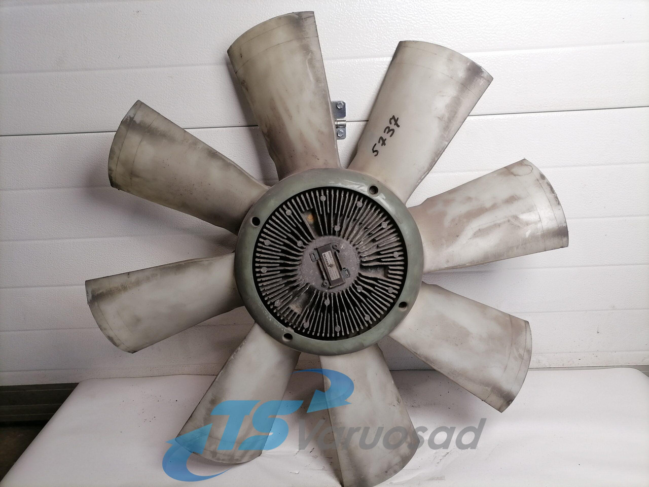 Scania Cooling fan 1392261 - Ventiliatorius - Sunkvežimis: foto 1 Scania Cooling fan 1392261 - Ventiliatorius - Sunkvežimis: foto 1