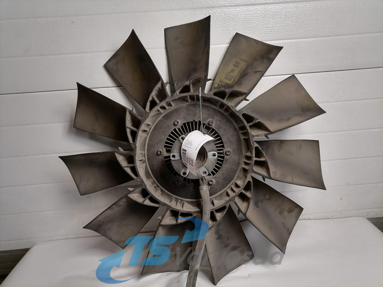 Scania Cooling fan 1763618 - Ventiliatorius - Sunkvežimis: foto 2 Scania Cooling fan 1763618 - Ventiliatorius - Sunkvežimis: foto 2