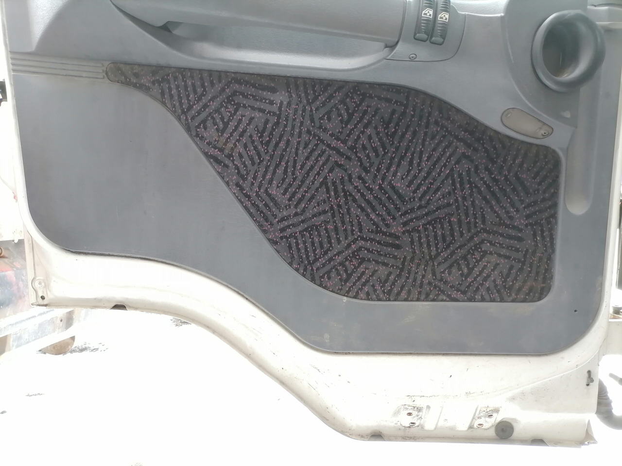 Scania Door 1476532 - Durys ir dalys - Sunkvežimis: foto 3 Scania Door 1476532 - Durys ir dalys - Sunkvežimis: foto 3