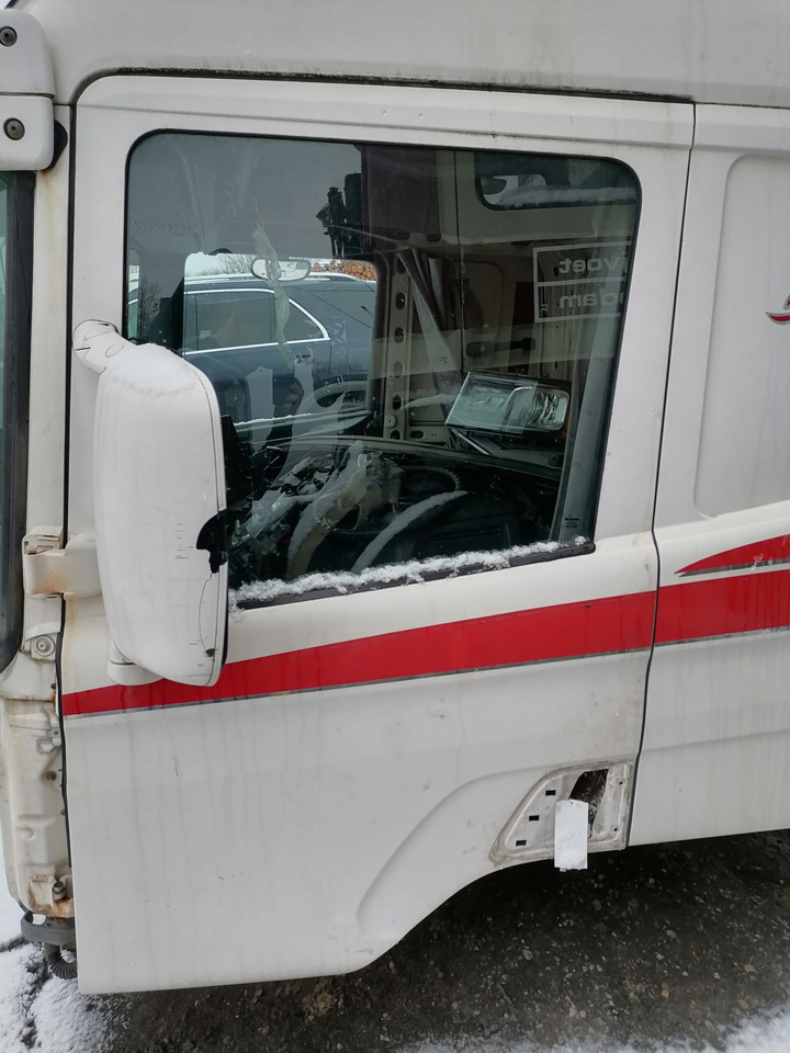 Scania Door 1476532 - Durys ir dalys - Sunkvežimis: foto 1 Scania Door 1476532 - Durys ir dalys - Sunkvežimis: foto 1