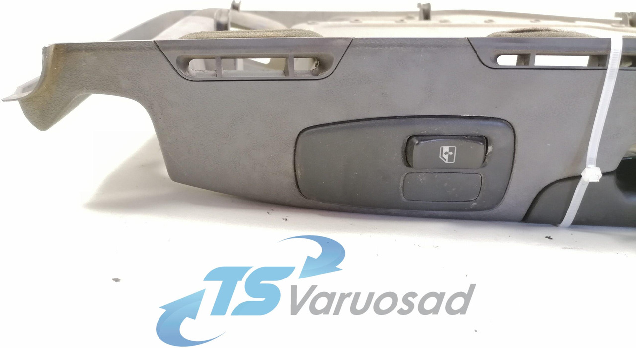 Scania Door trim panel 1486793 - Durys ir dalys - Sunkvežimis: foto 2 Scania Door trim panel 1486793 - Durys ir dalys - Sunkvežimis: foto 2